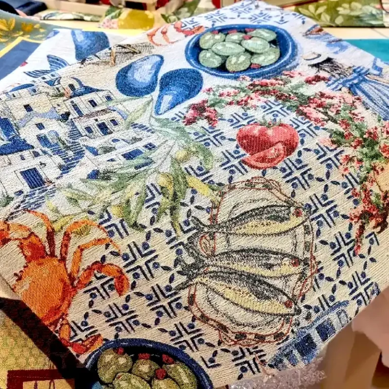 Demnächst bei uns neue Tischdecken !